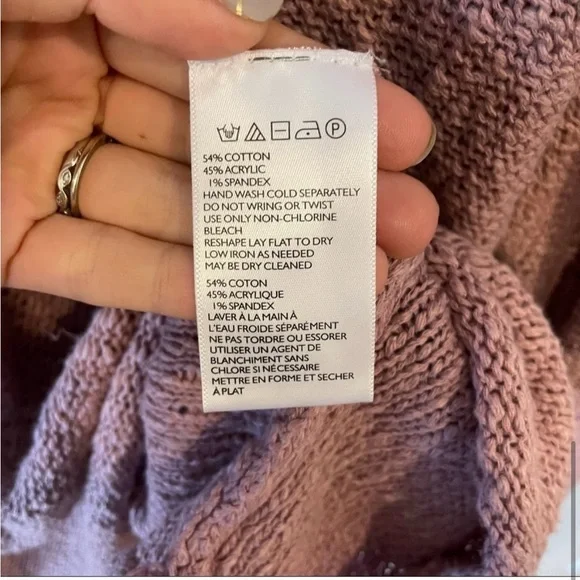 Urban Outfitters Maeve Reversible V-Neck Sweater - size medium - Picture 9 of 10